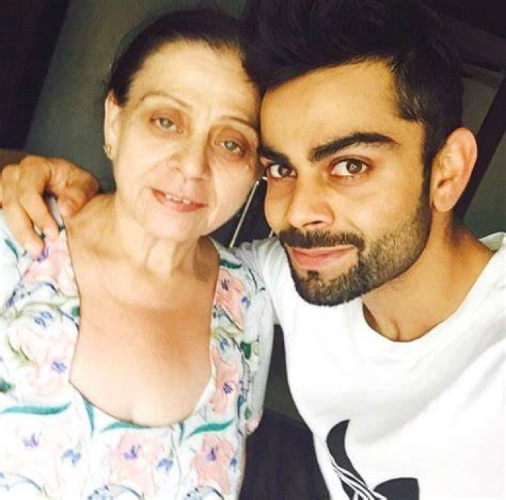 Virat with his mother 
