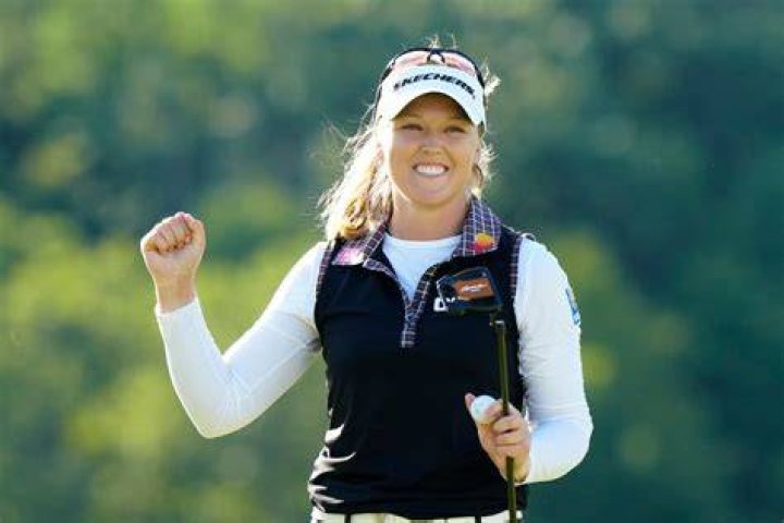 Who Is Brooke Henderson&rsquo;s Caddie?