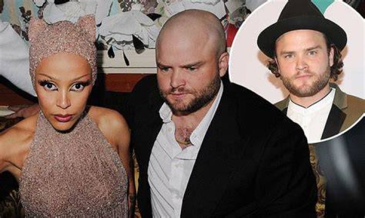 Who is comedian J. Cyrus?