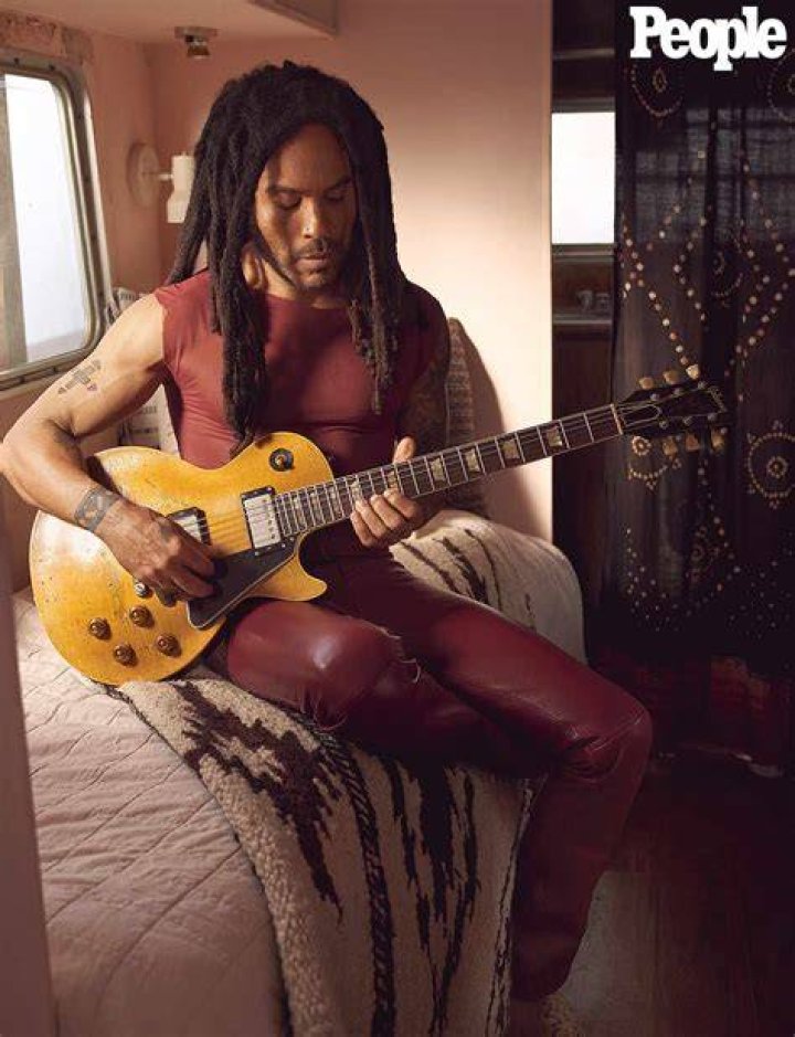 Who Is Lenny Kravitz&rsquo;s New 32 Year Younger Girlfriend, Ana Paula Valle