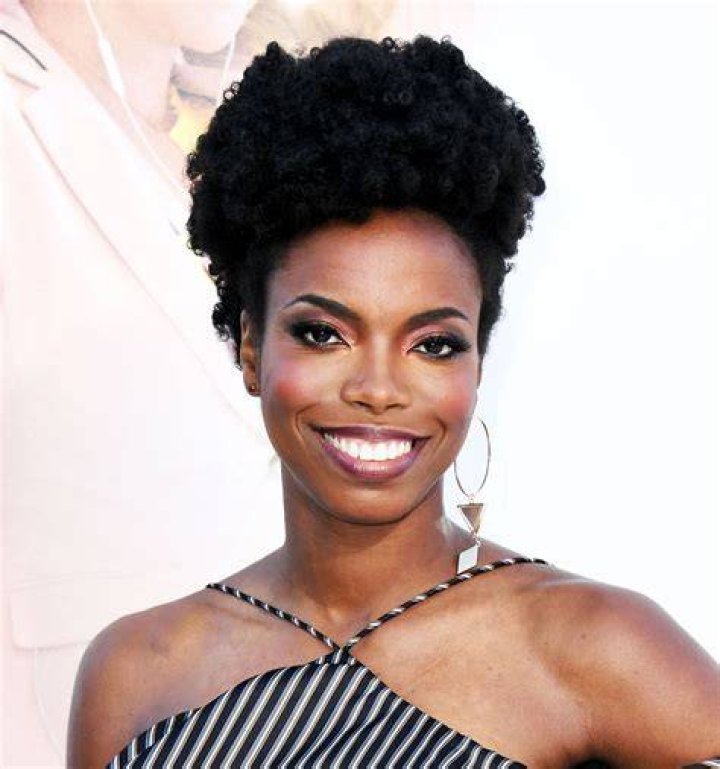 Who is Sasheer Zamata???Everything You Need to Know About the Comedian Trending After Appearing on ?Celebrity Wheel of Fortune??