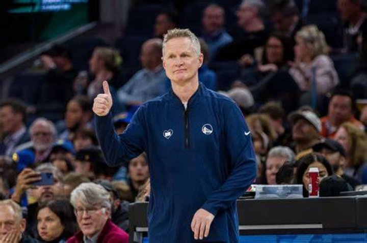 Who is Steve Kerr's wife and children?
